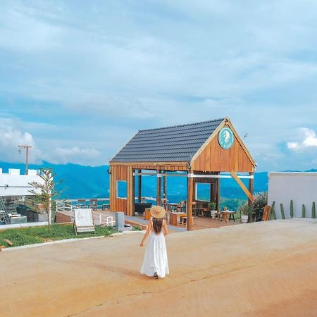 ภูวินคาเฟ่ โฮมสเตย์ Phuwin Cafe Homestay Mon Jam Bagian luar foto
