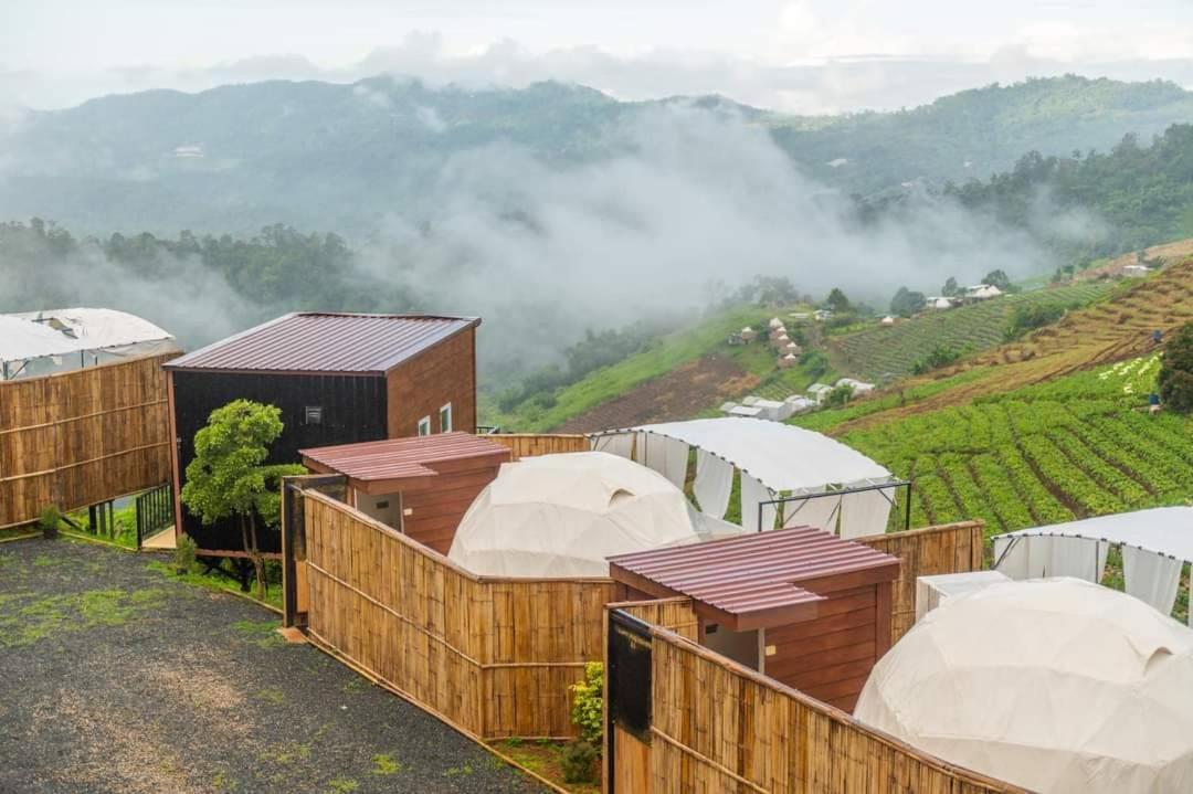 ภูวินคาเฟ่ โฮมสเตย์ Phuwin Cafe Homestay Mon Jam Bagian luar foto