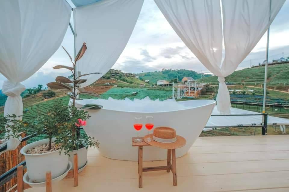 ภูวินคาเฟ่ โฮมสเตย์ Phuwin Cafe Homestay Mon Jam Bagian luar foto