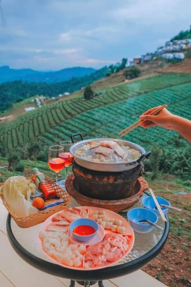 ภูวินคาเฟ่ โฮมสเตย์ Phuwin Cafe Homestay Mon Jam Bagian luar foto